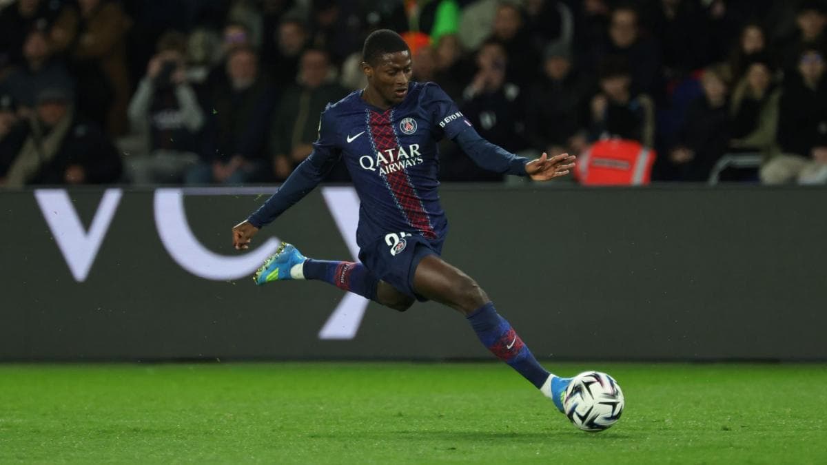 PSG en demies mais Doué et Nuno Mendes font peur