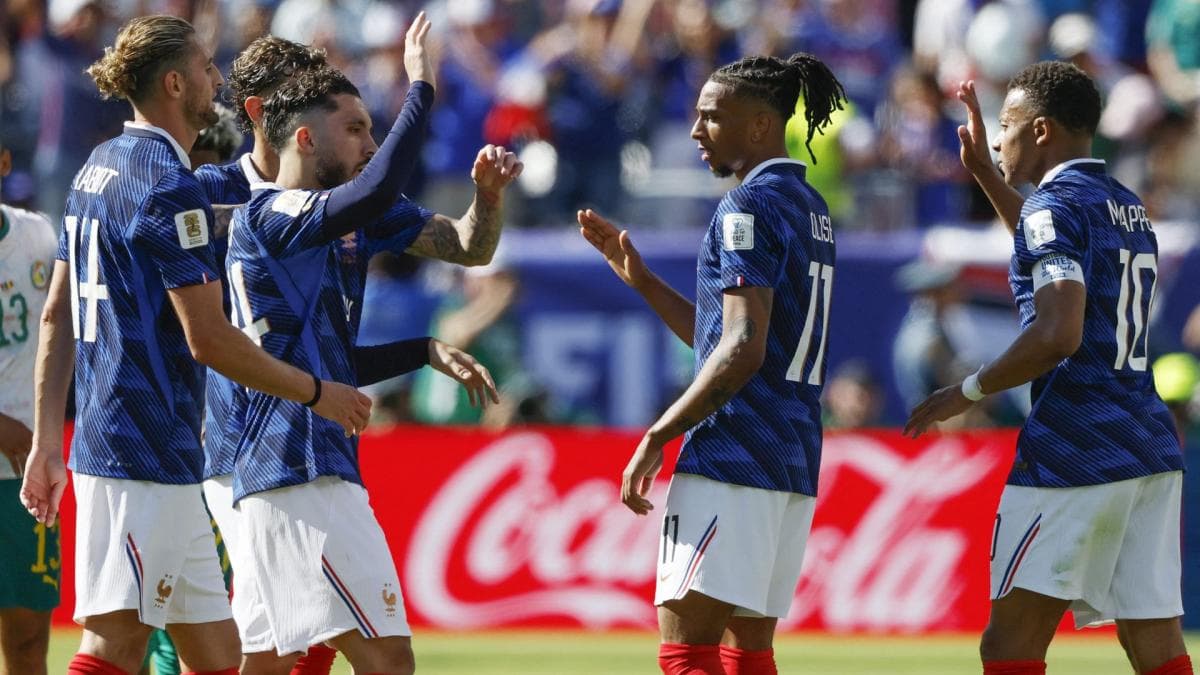Olise électrise la Coupe du Monde, la FIFA reconnaît son génie créatif