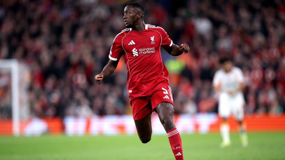 Konaté entre Liverpool et le PSG, Slot joue la montre