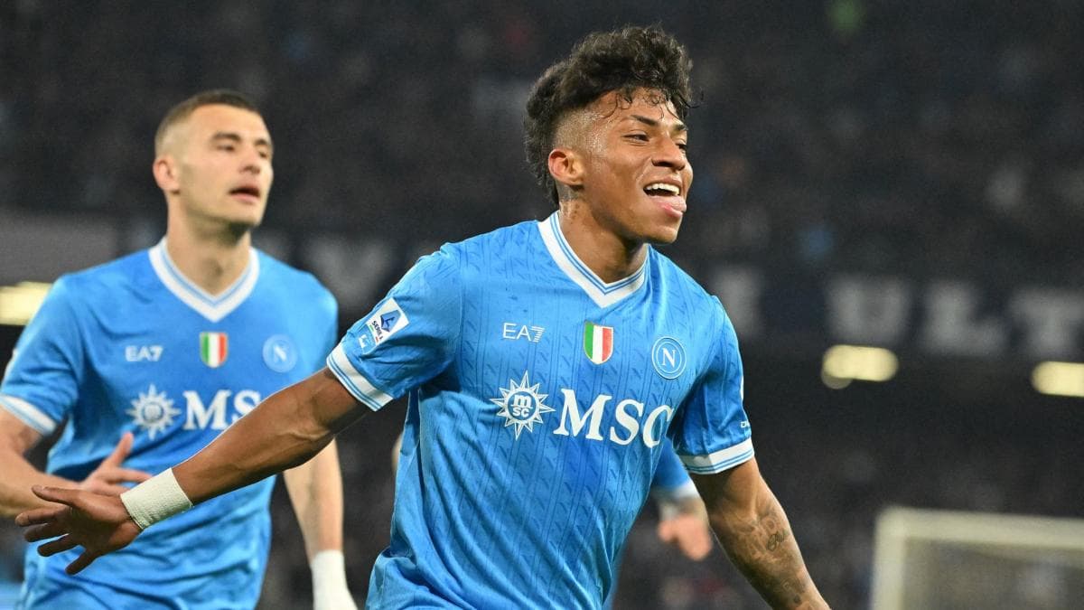 Naples mise sur la jeunesse brésilienne avec Alisson Santos