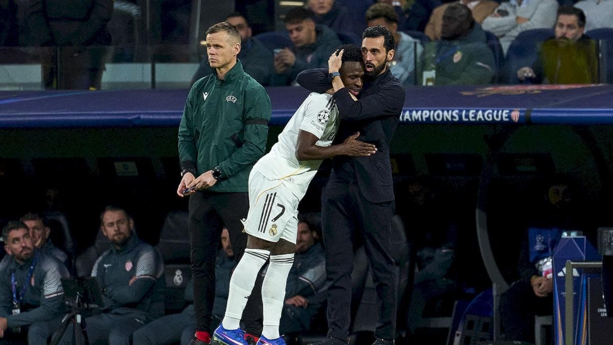 Arbeloa prend position sur les sifflets contre Vinicius au Bernabéu