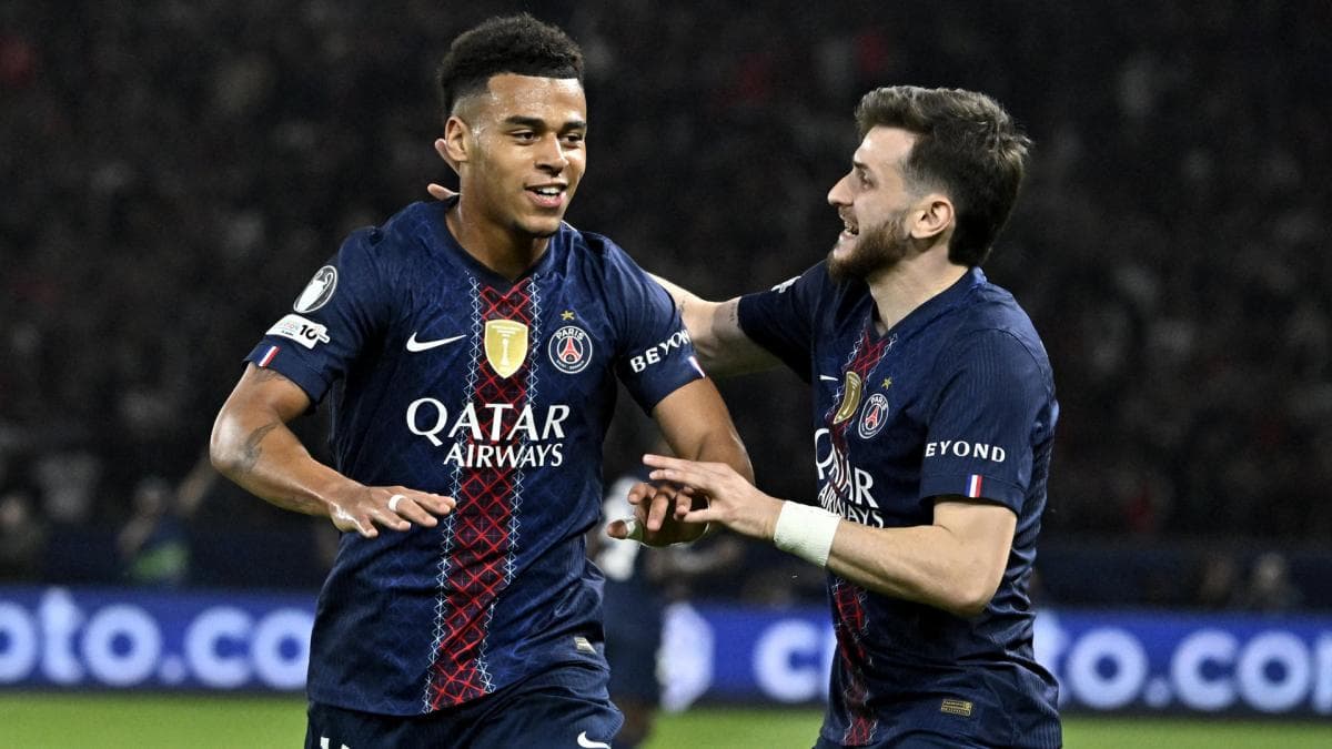 Doué sous le charme de Kvara - le talent qui fascine au PSG