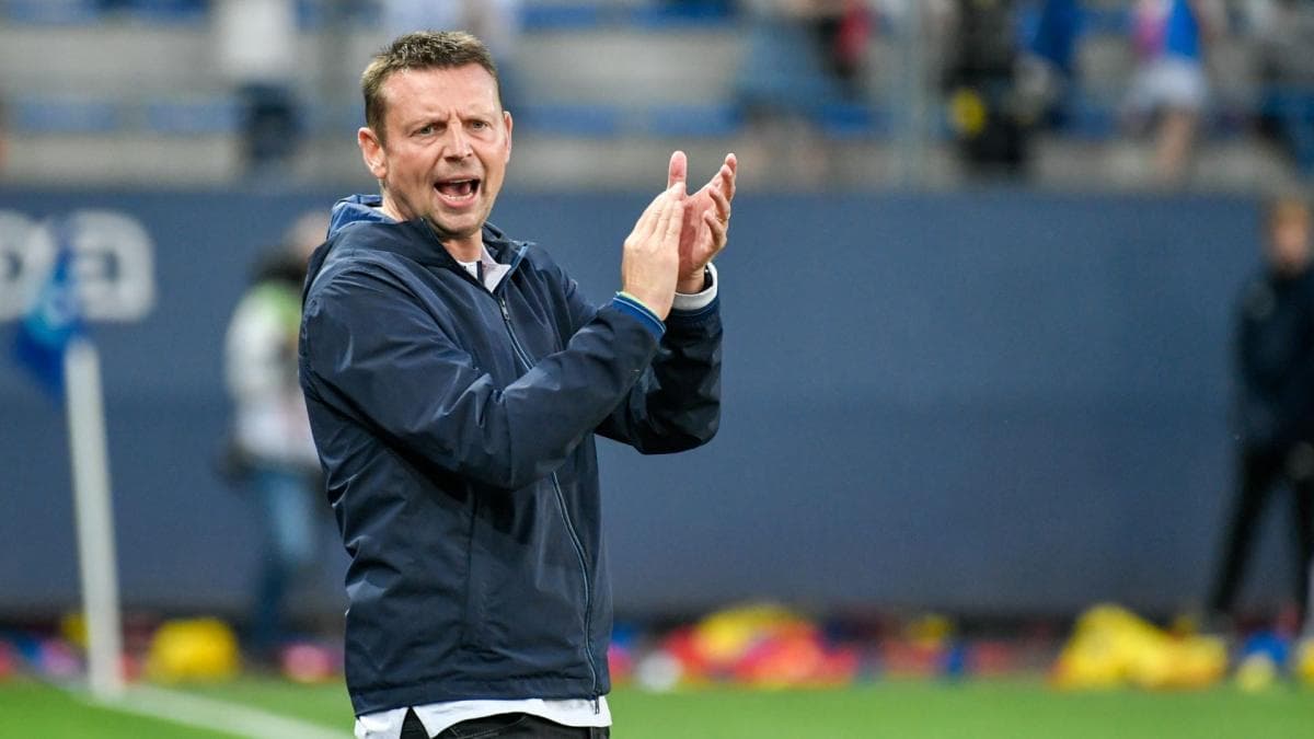 Dumont, le magicien de Troyes qui fait trembler les géants
