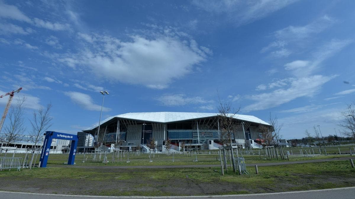 Un concert de rap force l'OL à décaler son match contre Auxerre