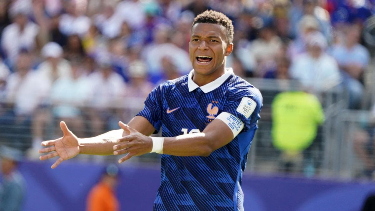Mbappé franchit le cap des 100 sélections et s'engage pour 2026