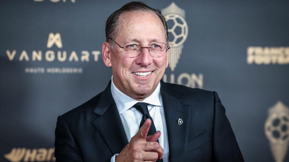 Textor évincé d'Eagle Bidco : sa contre-attaque fracassante